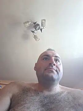 StrictBobby webcam