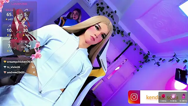 Sophiaa_doll_ webcam