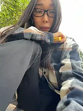 trytomakememoam webcam