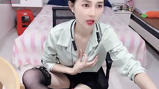 miaomiao-99 - Miaomiao-99's free webcam - UK Sex Cams