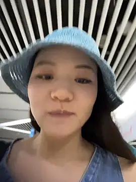 xiaoxiaocheng678 webcam