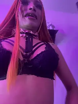 _KittyQueen12 webcam
