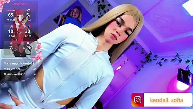 Sophiaa_doll_ live cam on StripChat