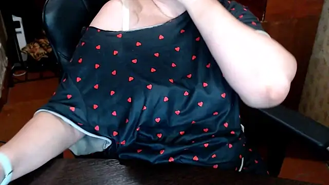 AlisaHot55 webcam