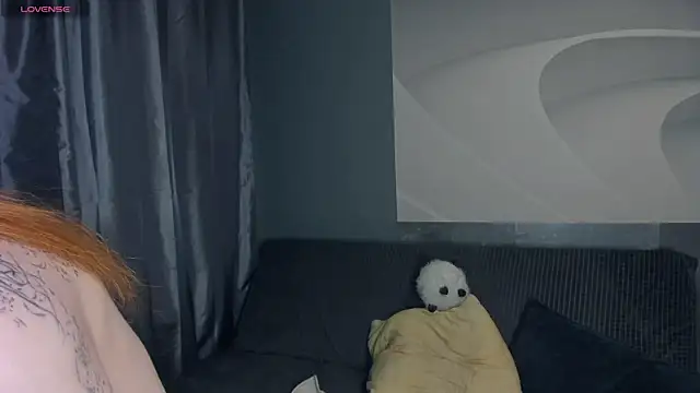 TarynPalek live cam