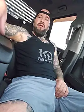 Beardedtattood webcam