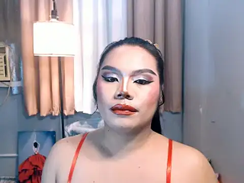 TSbrianaHugeCock webcam