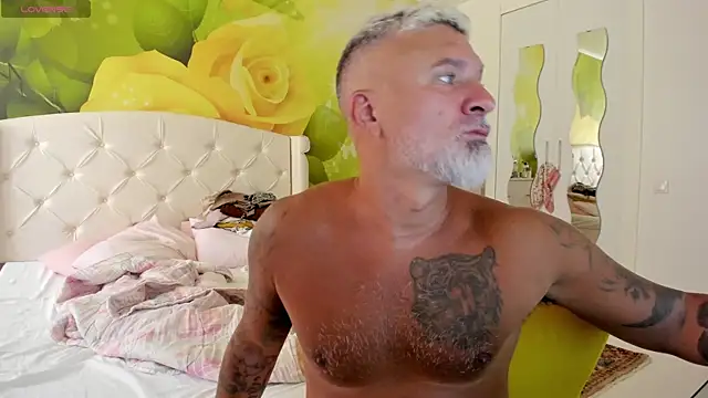 BlowMyXXL webcam