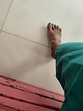 anuradha1432 webcam