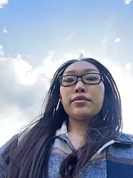 trytomakememoam webcam