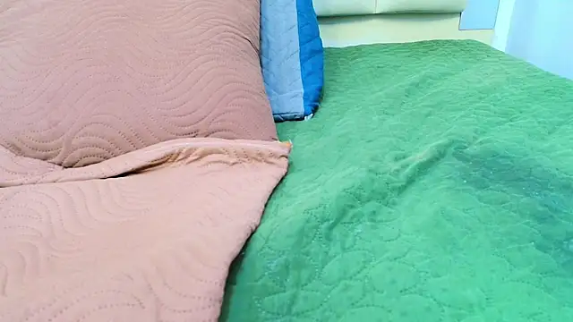 melany_roberts_ live cam