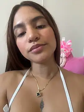 ViankaRose live cam