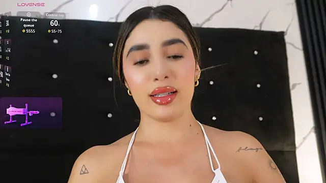 Annyy_Rosse webcam