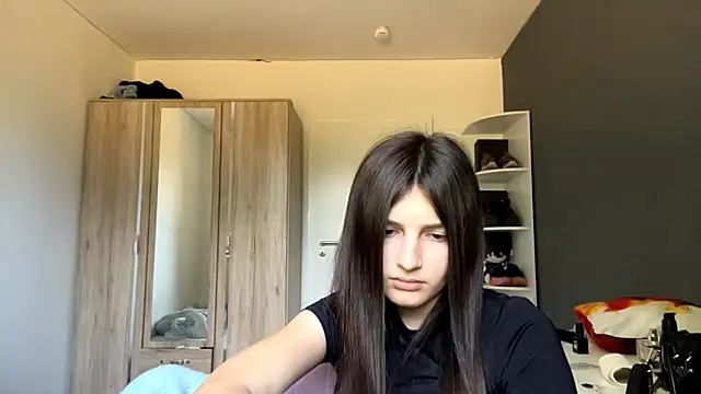 SpanishRooter webcam