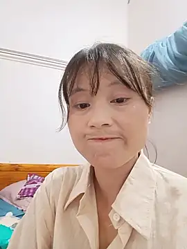 Linda-yiyi webcam