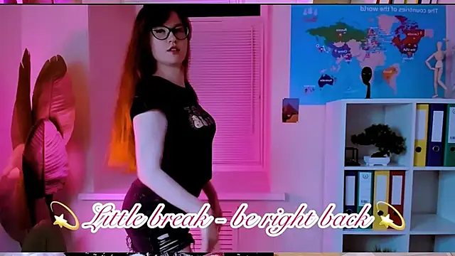 CarolGiggly webcam