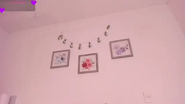 mely_rosse_ webcam