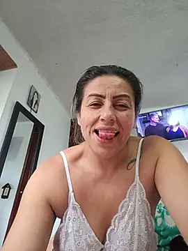 maynor_1998 live cam