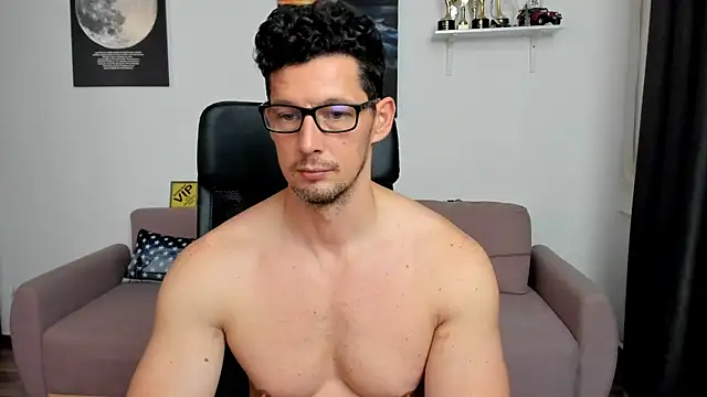 BrutusK08 webcam