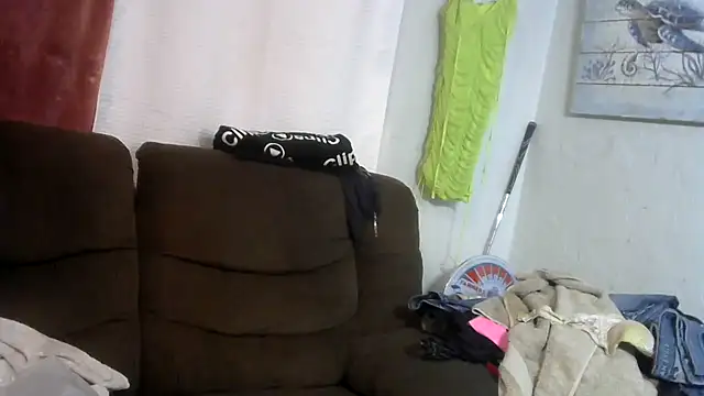 SassyCrystal77 webcam