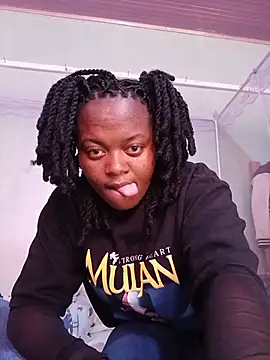 Shazy23 webcam