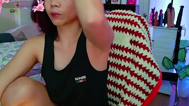 25sweetlilbunny webcam