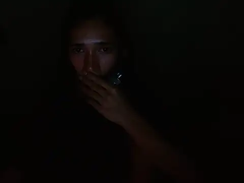 PETITE_AMANDA_CUMMER webcam