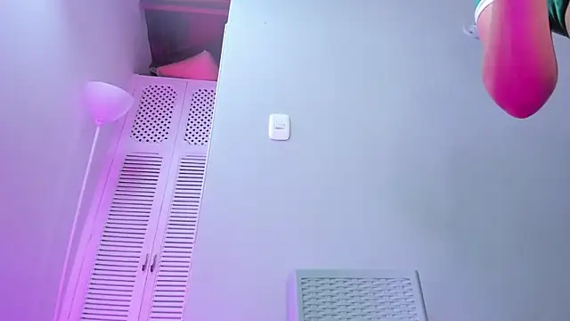 valery_rivers live cam on StripChat