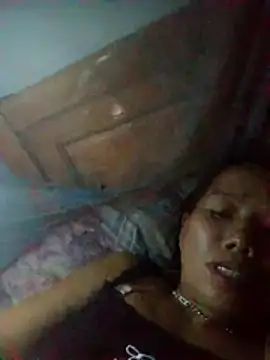 Bella-lynlyn webcam