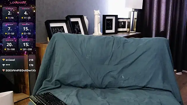 Ashley_Ross_ live cam on StripChat