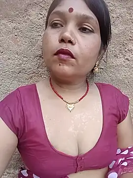 Rashili_jaan live cam on StripChat