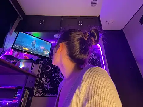 Lilactease webcam