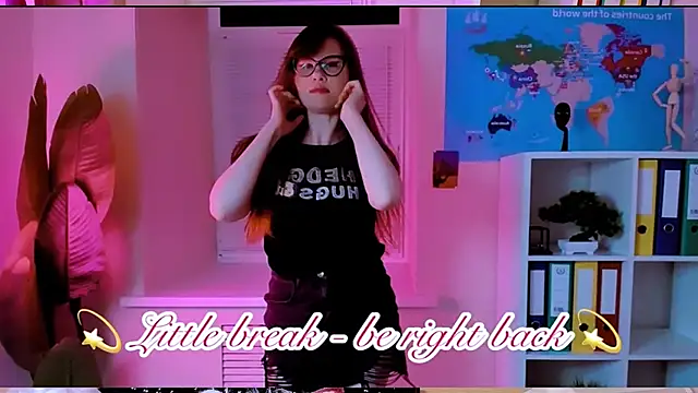 CarolGiggly webcam