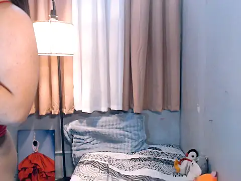 TSbrianaHugeCock webcam