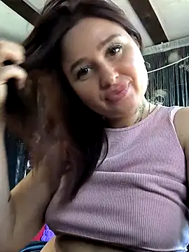 KikiXRed webcam