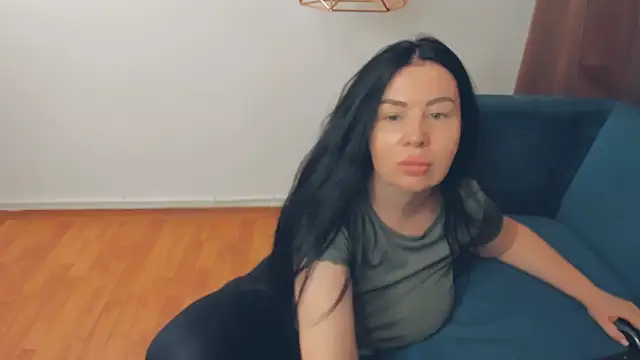 BrilliantGirll webcam