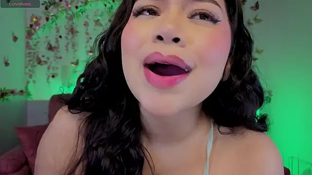 _mila_sweet_v webcam