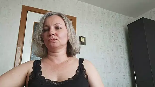 EdithManning webcam