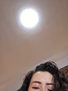 NeredaXxx webcam