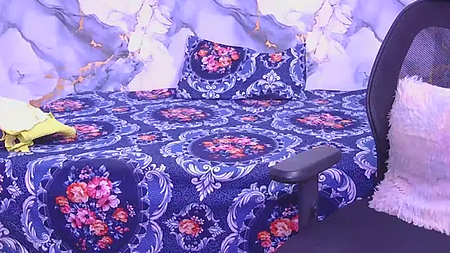 medowrainn webcam