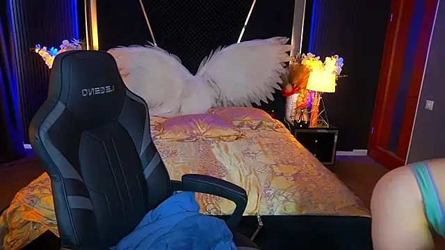 KristiFoxy webcam