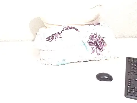 Hotchocolatehugeassxxx webcam