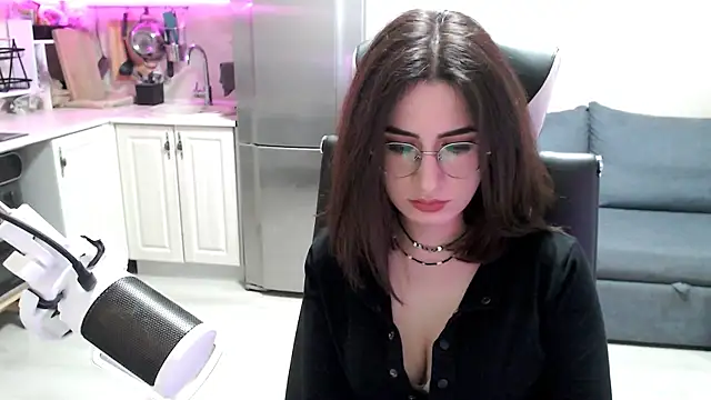 Regina_glow webcam
