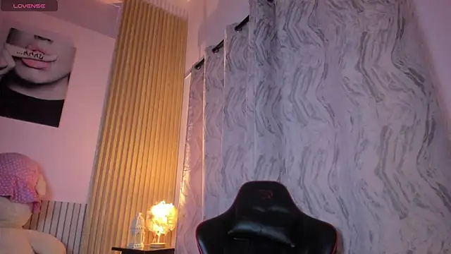 _ravynrouge1 webcam