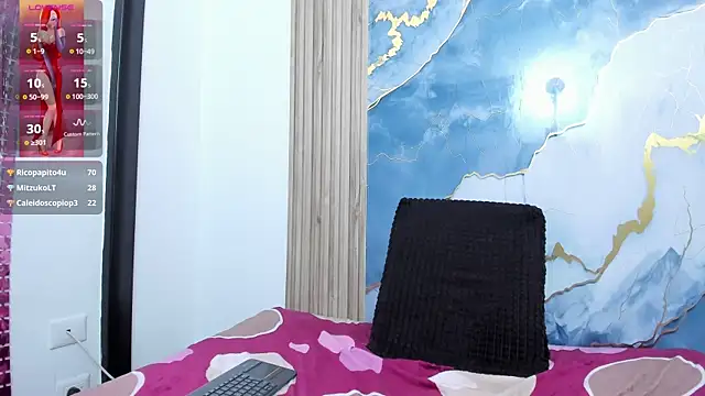 Ivonnee27_ webcam