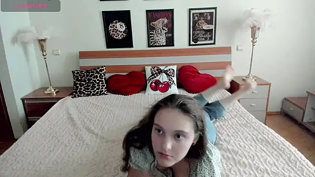 CordeliaJones webcam