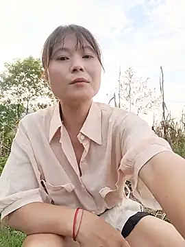 Linda-yiyi webcam