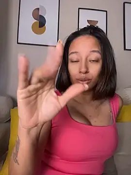 DianaHopson webcam