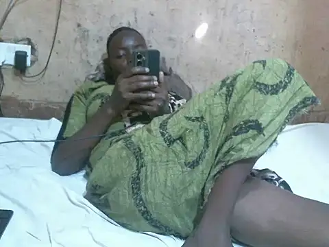 cute_naimah webcam