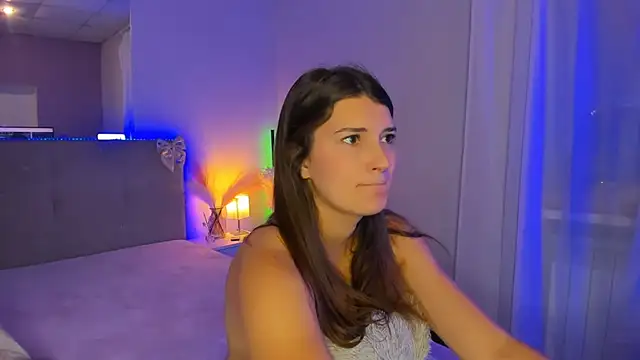 Laura_Leee webcam
